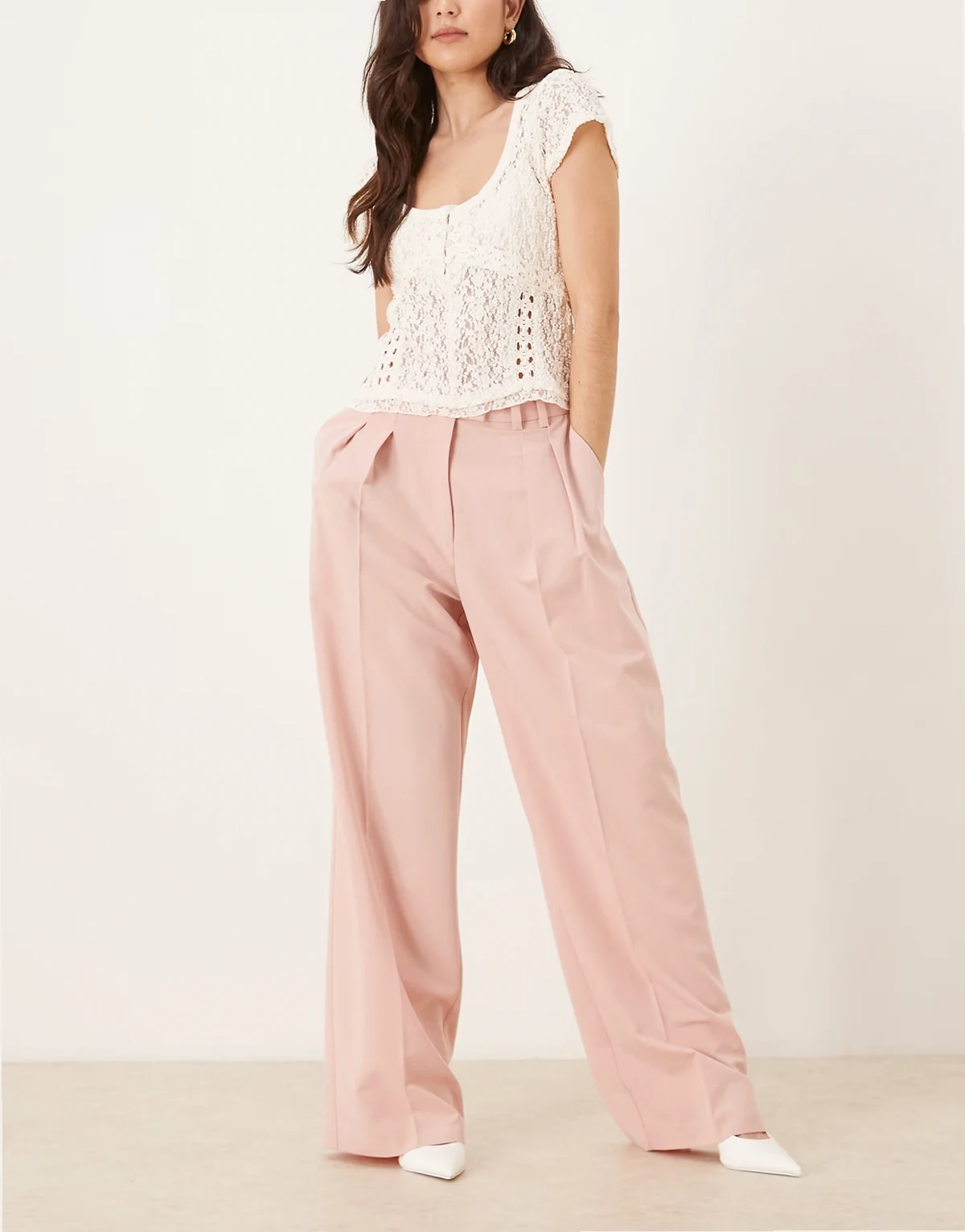 – Elegante Hose in Rosa-Mauve mit weitem Bein und Bundfalten
