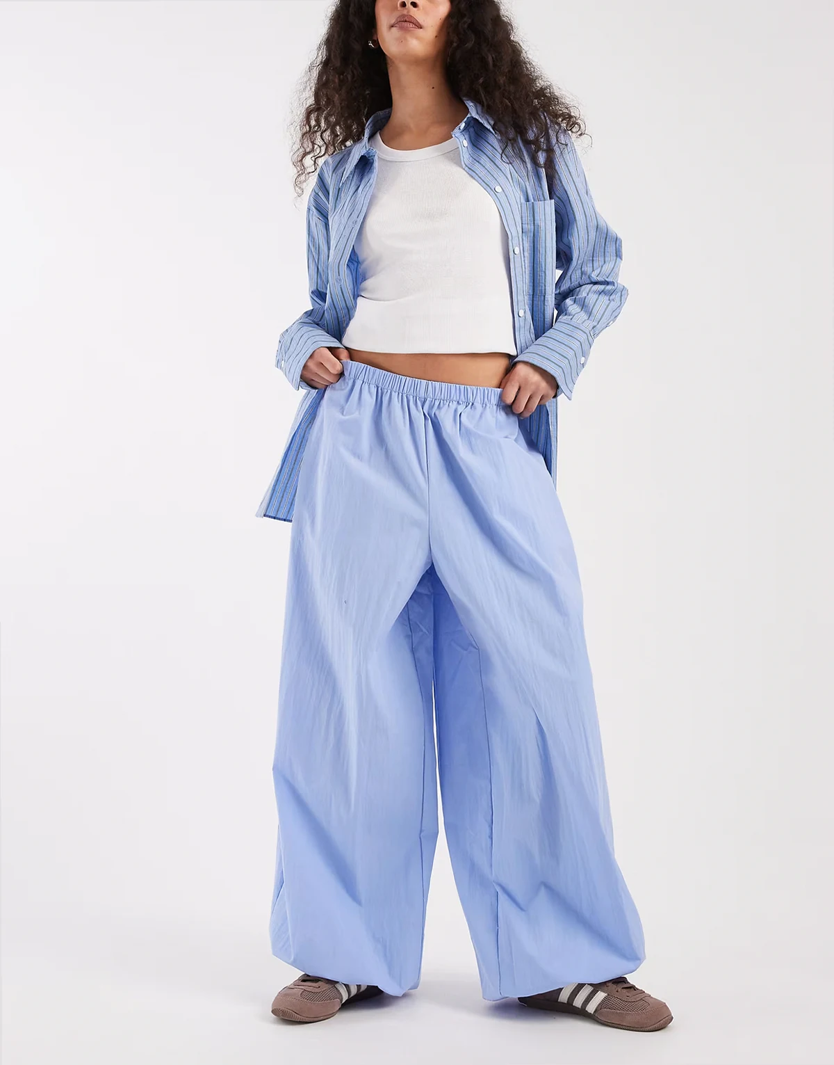 – Ballon-Schlupfhose aus Baumwoll-Nylon-Mix in Blau
