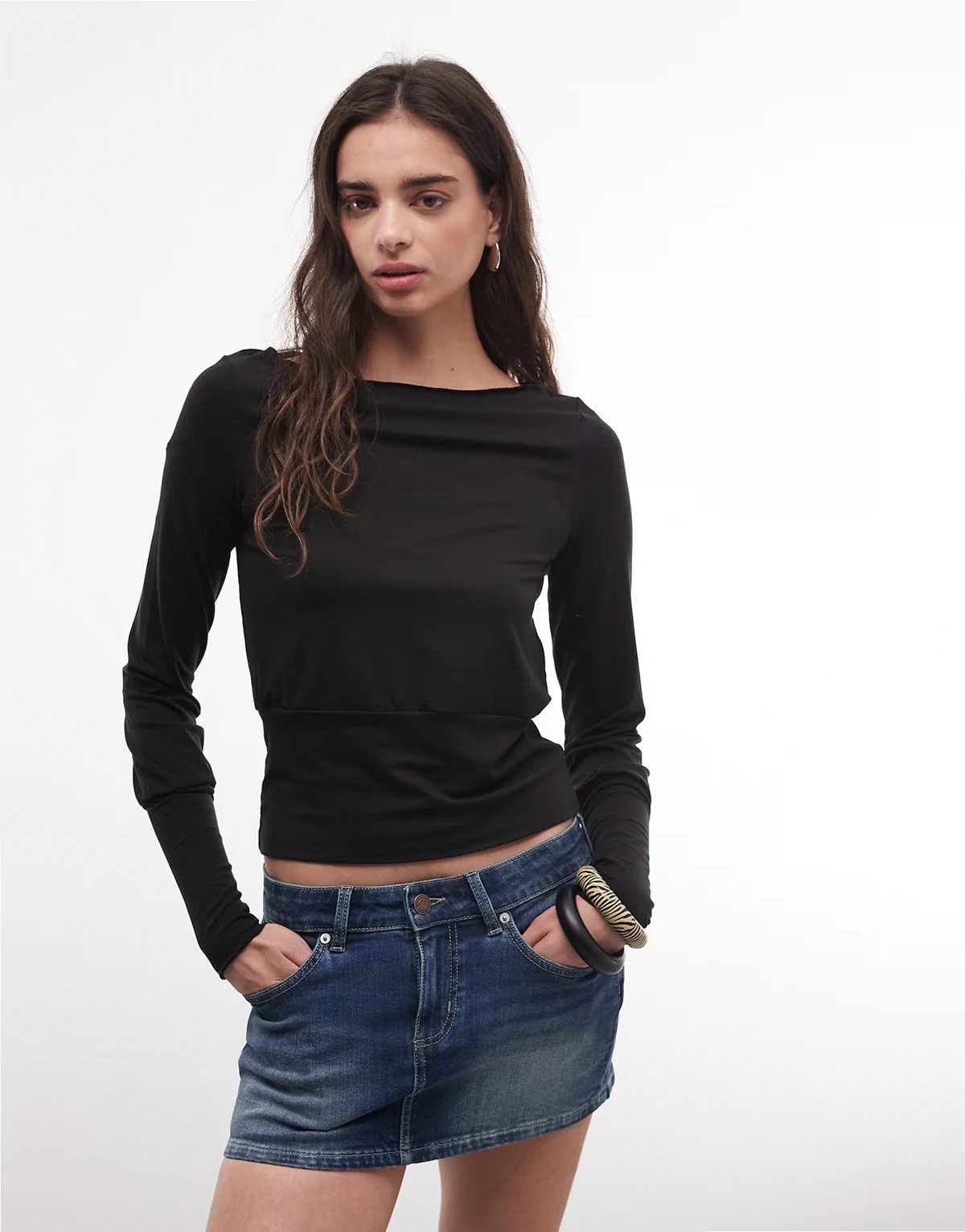 boat neck long sleeve top with snatched waist in black