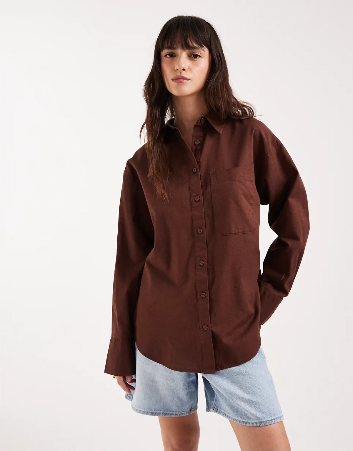 – Oversize-Hemd in Braun mit Leinenanteil