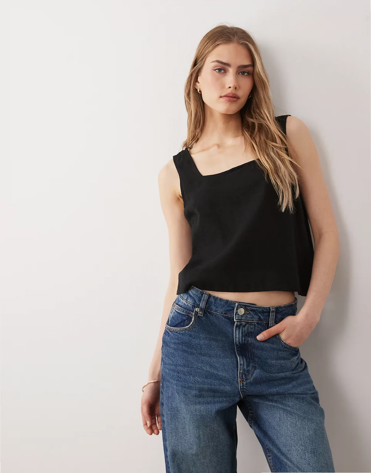 Stanley linen blend top in black - part of a set