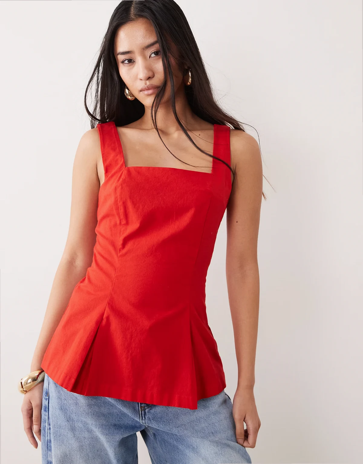 Valencia square neck top in red