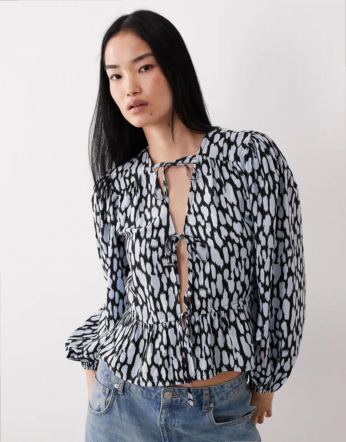 tie detailing long sleeve smudged dots blouse in blue