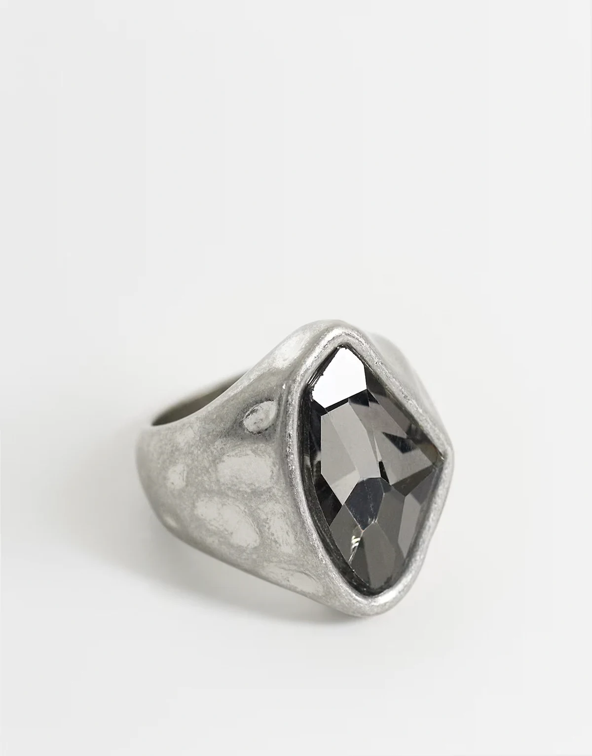 unisex gem stone ring in molten in silver