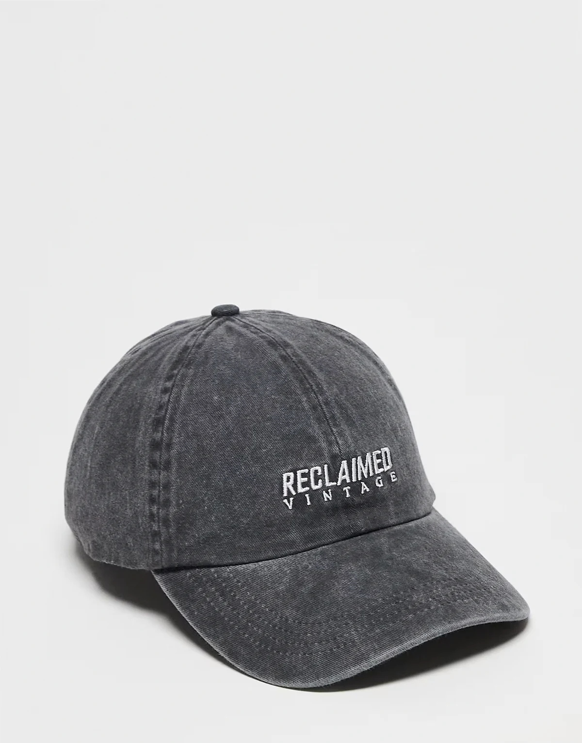 unisex logo cap in charcoal