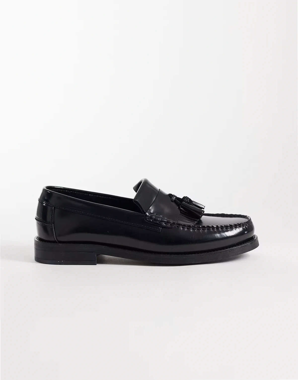 – Dalston – Loafer aus schwarzem Glattleder mit Fransenquaste