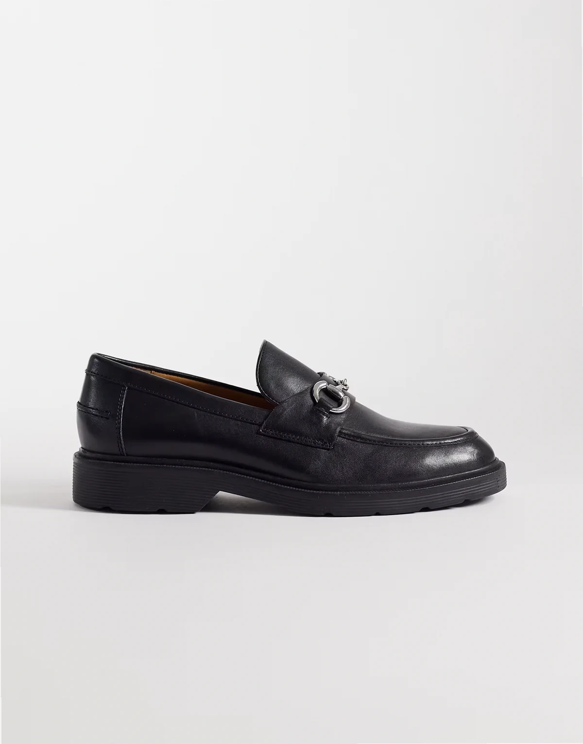 – Leder-Loafer in Schwarz mit Metalldetail