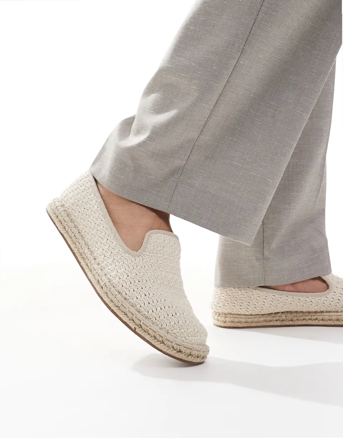 – Espadrilles in Wollweiß mit Webstruktur