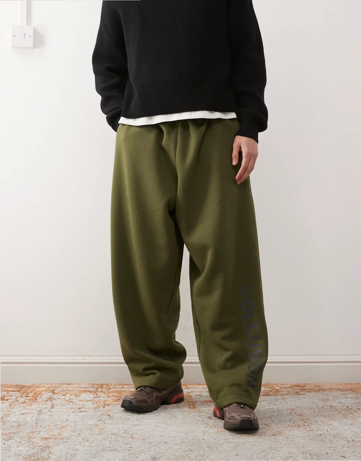 – Schwere Relaxed-Fit-Jogginghose in Khaki