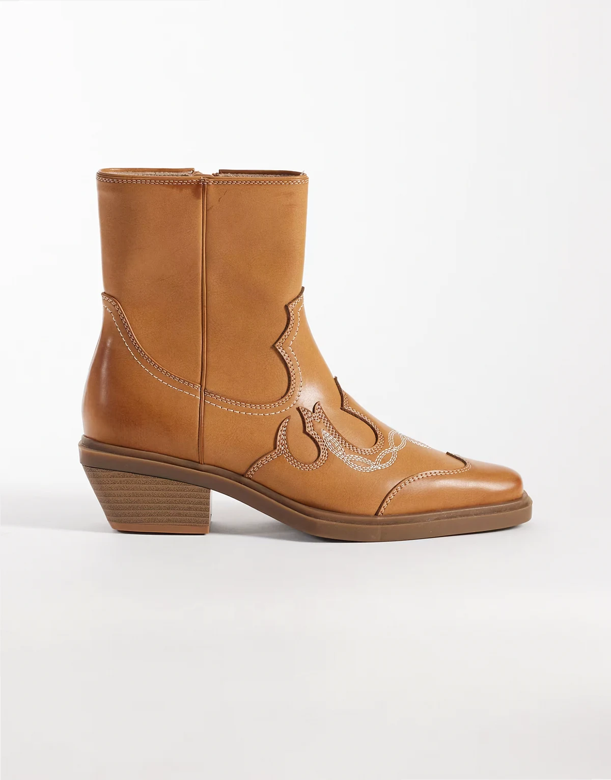 – Westernstiefel in Hellbraun mit kubanischem Absatz