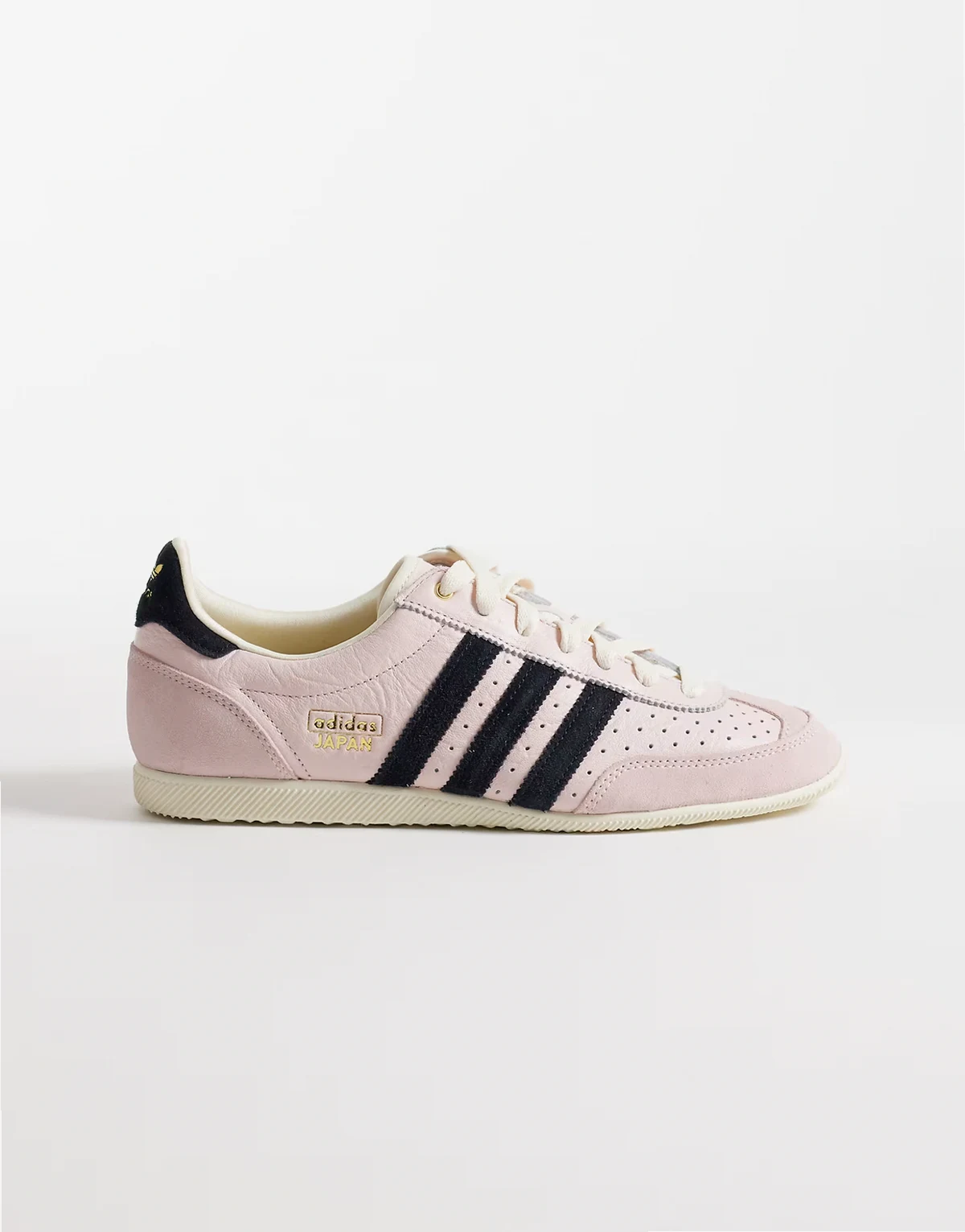 Japan sneakers in baby pink and black
