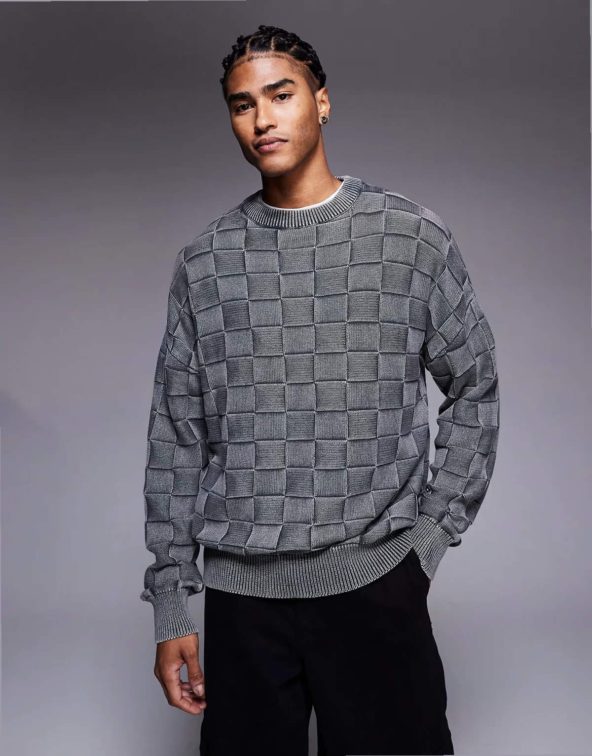 washed checkerboard design crew neck sweater in dark gray
