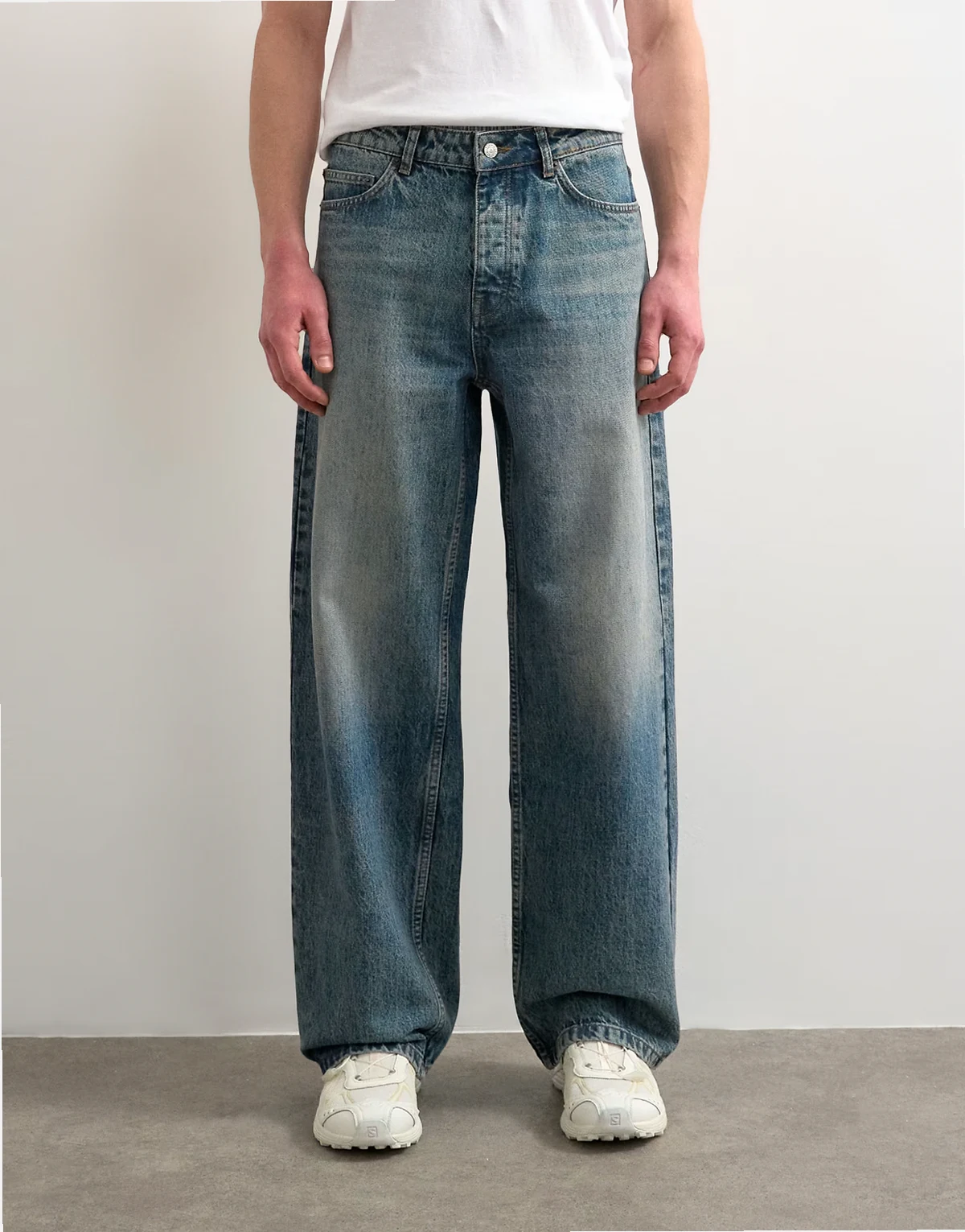 – Circular Design – Niebieskie sztywne jeansy baggy