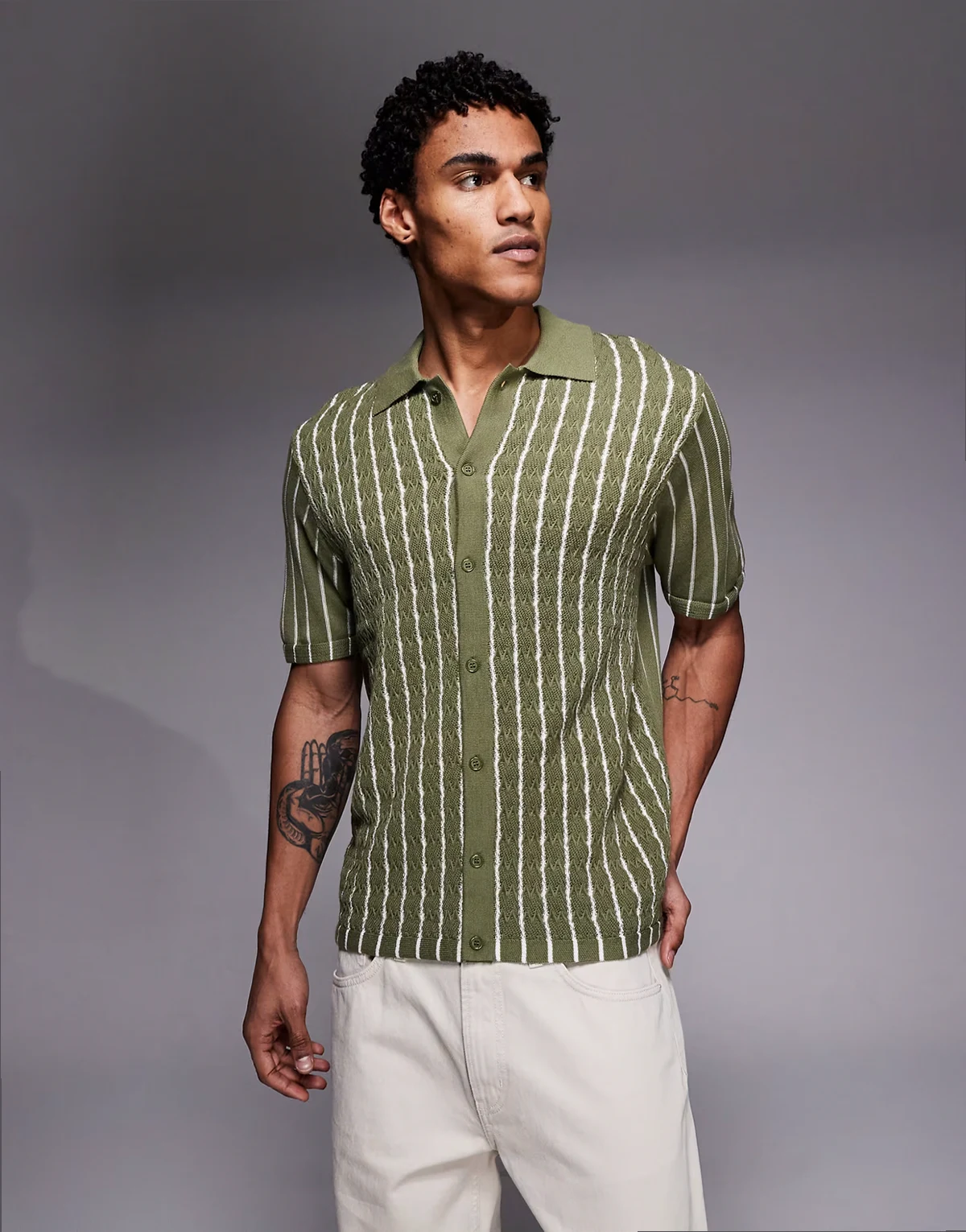 knit shirt in khaki green stripes