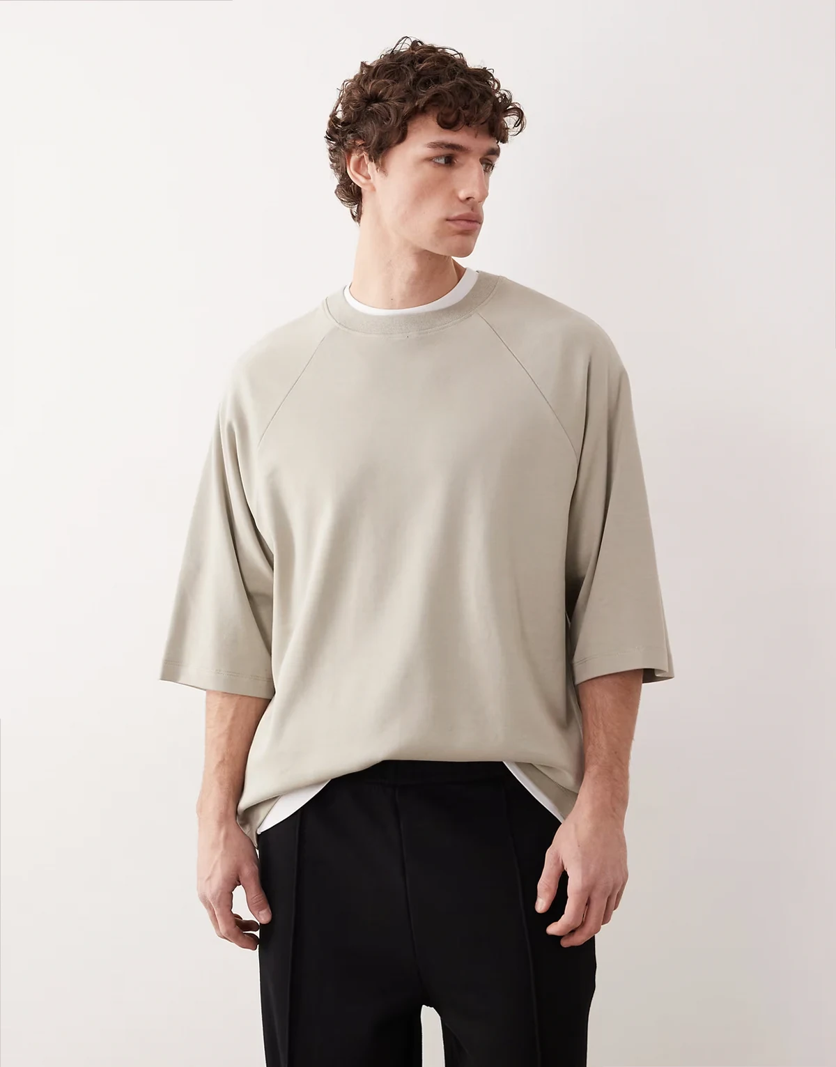 – Super-Oversize-T-Shirt aus schwerem Stoff in Grün mit Raglanärmeln