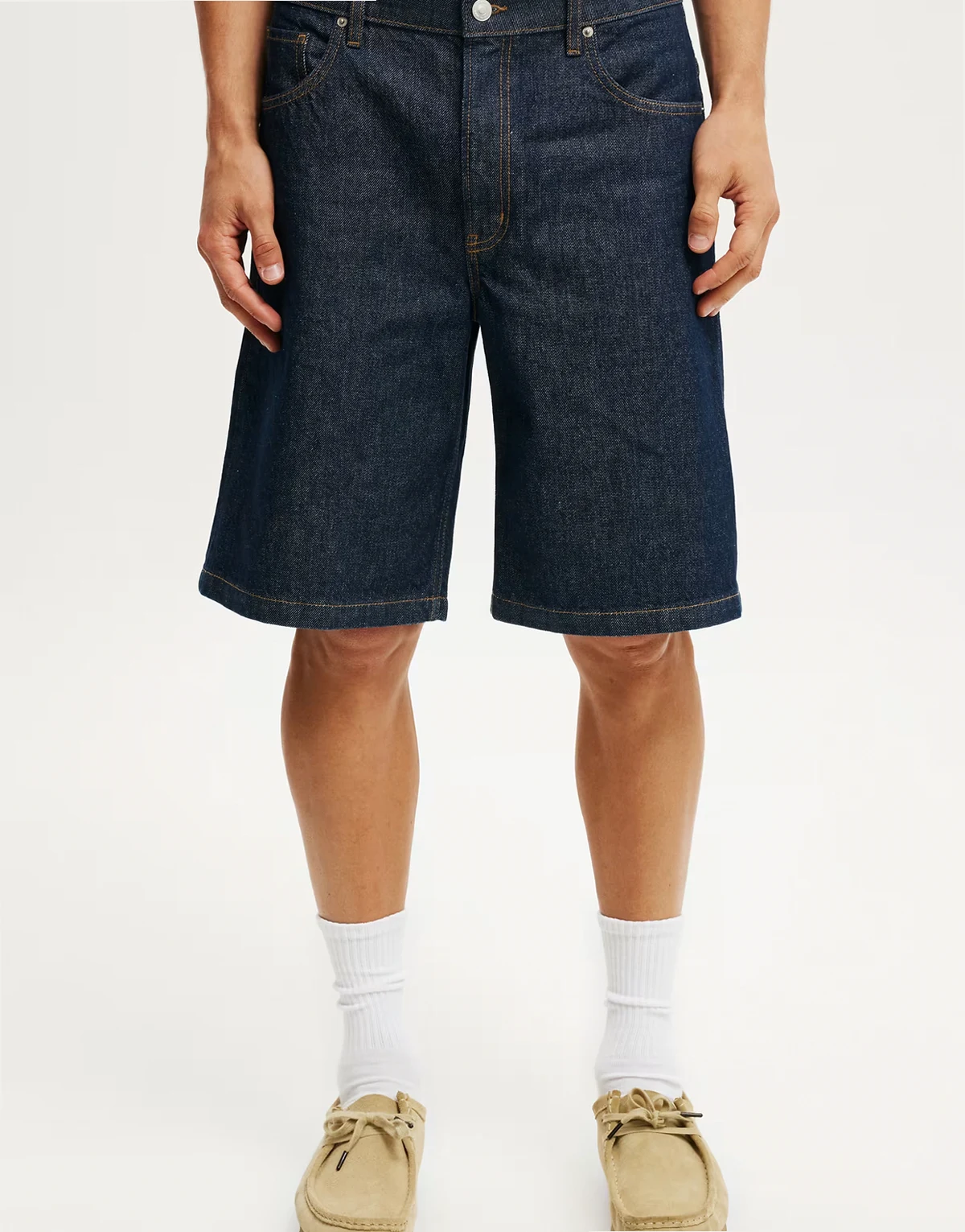 – Weite Jeansshorts in Shutter-Blau