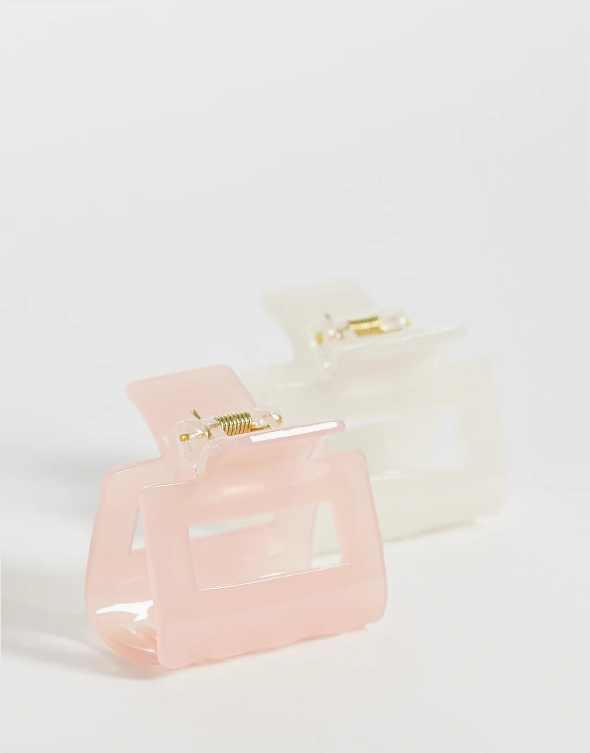 2-pack square mini claw clips in pink and white