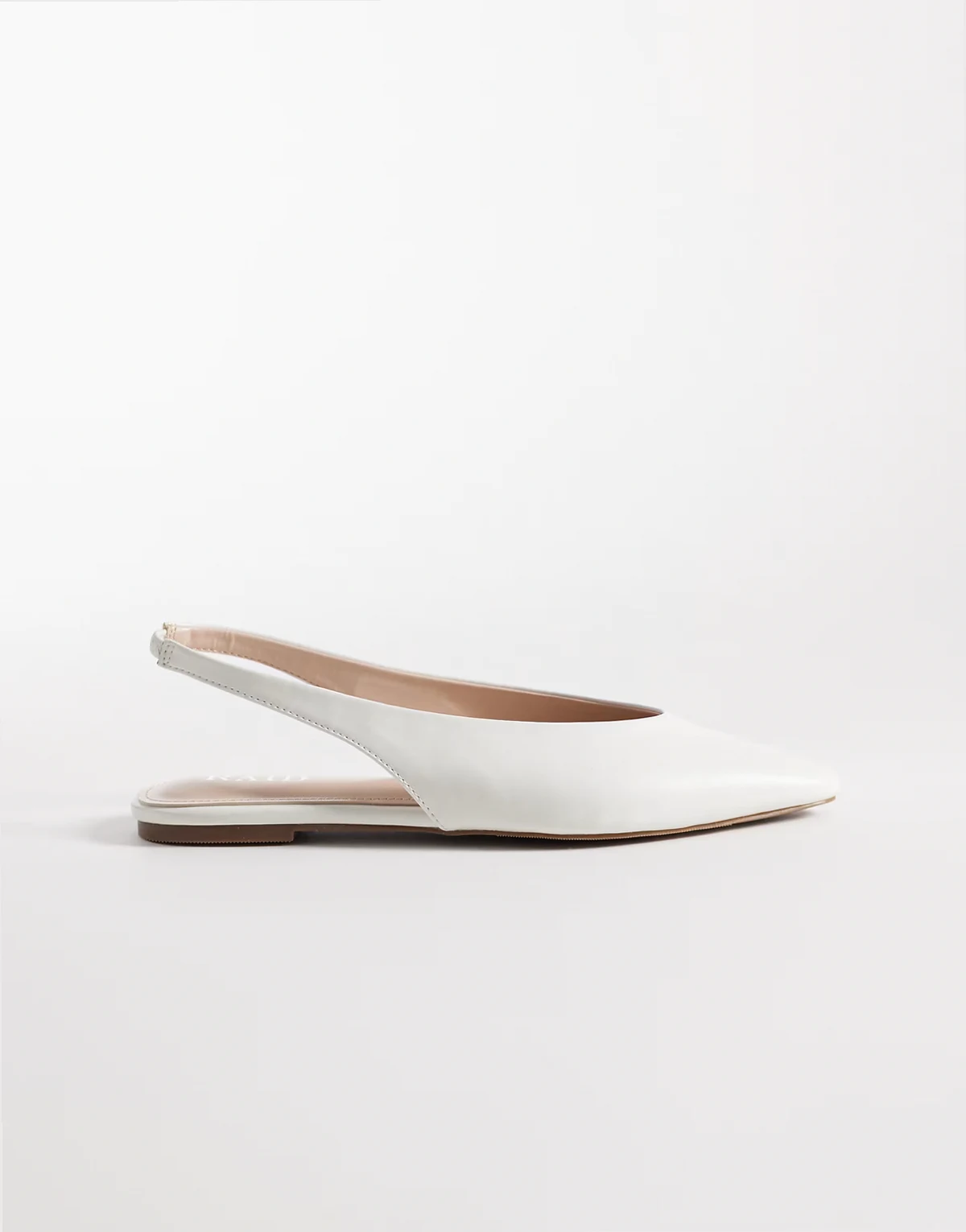 – Piella – Flache Schuhe mit Fersenriemen in Weiß