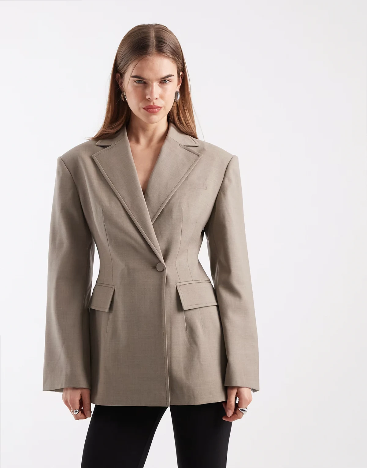 wool rich sculpted blazer with padded shoulders in mole brown
