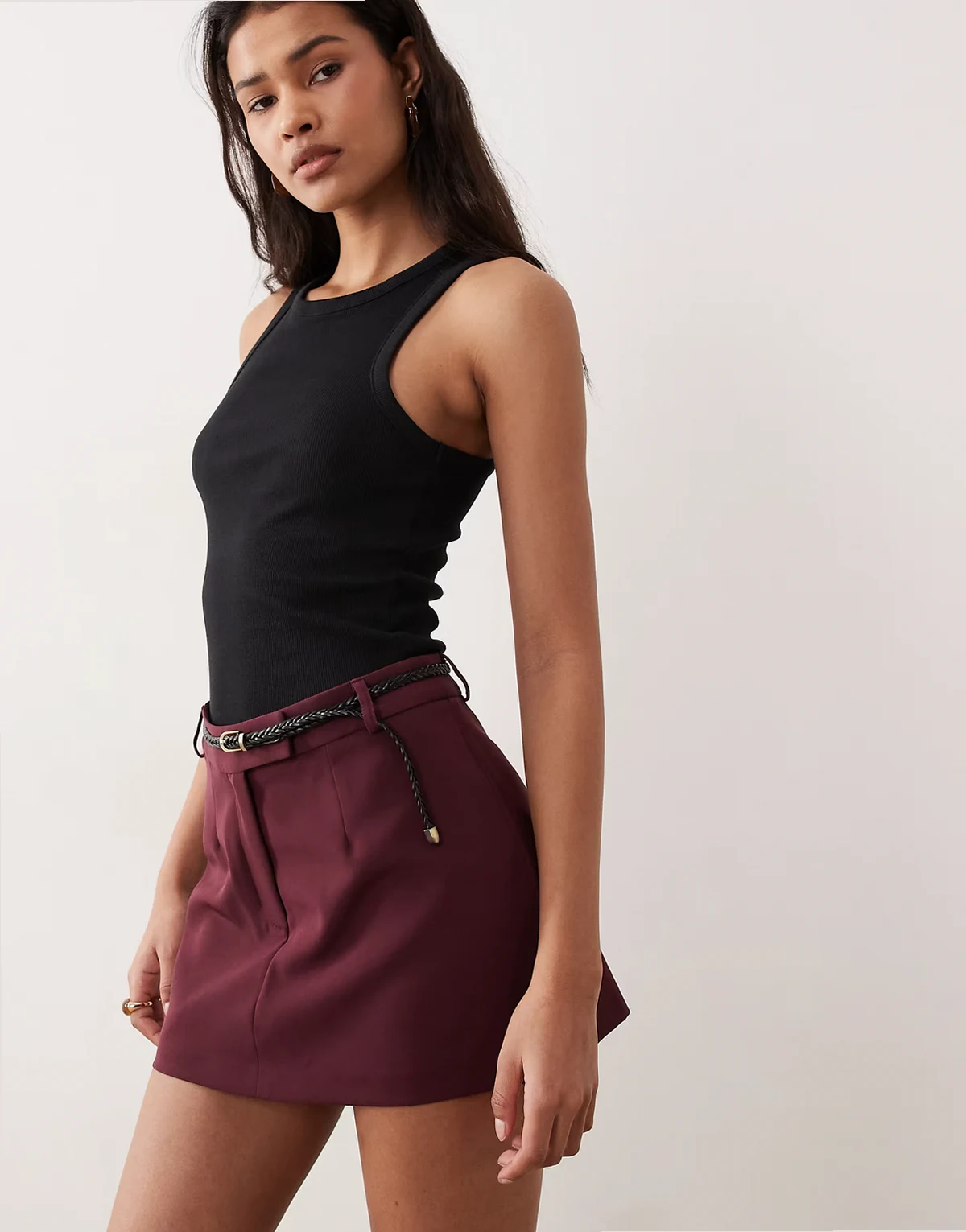 tailored micro skort with belt in fig