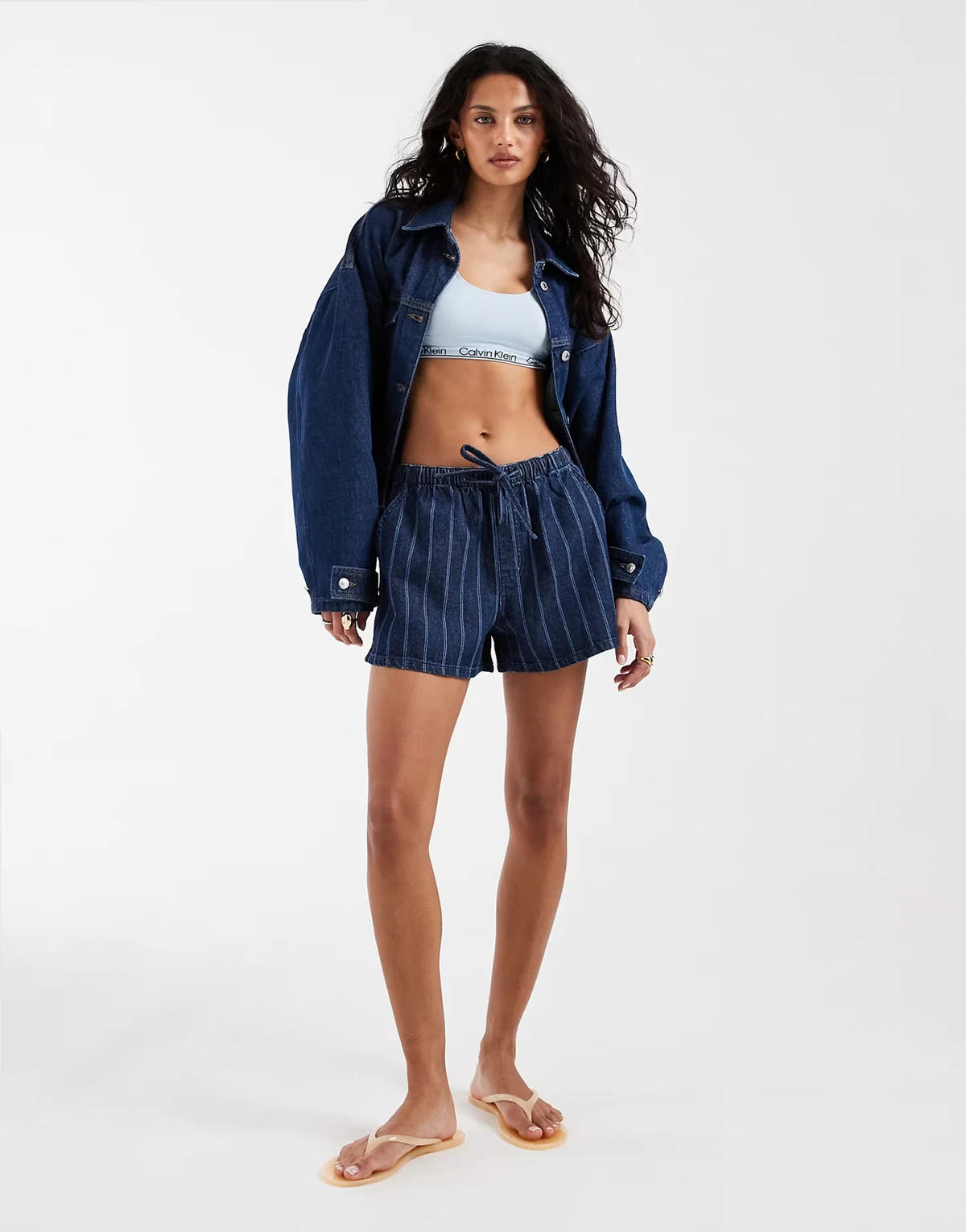 – Jeansshorts zum Hineinschlüpfen mit Streifen
