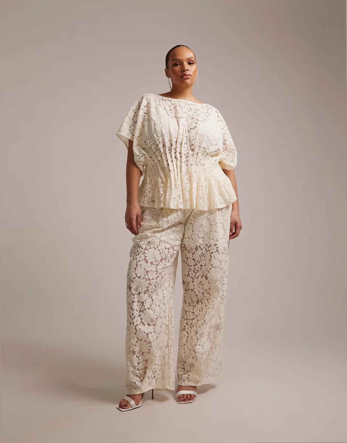 ASOS DESIGN Curve Bridal – Koronkowe spodnie w kolorze kości słoniowej, część zestawu
