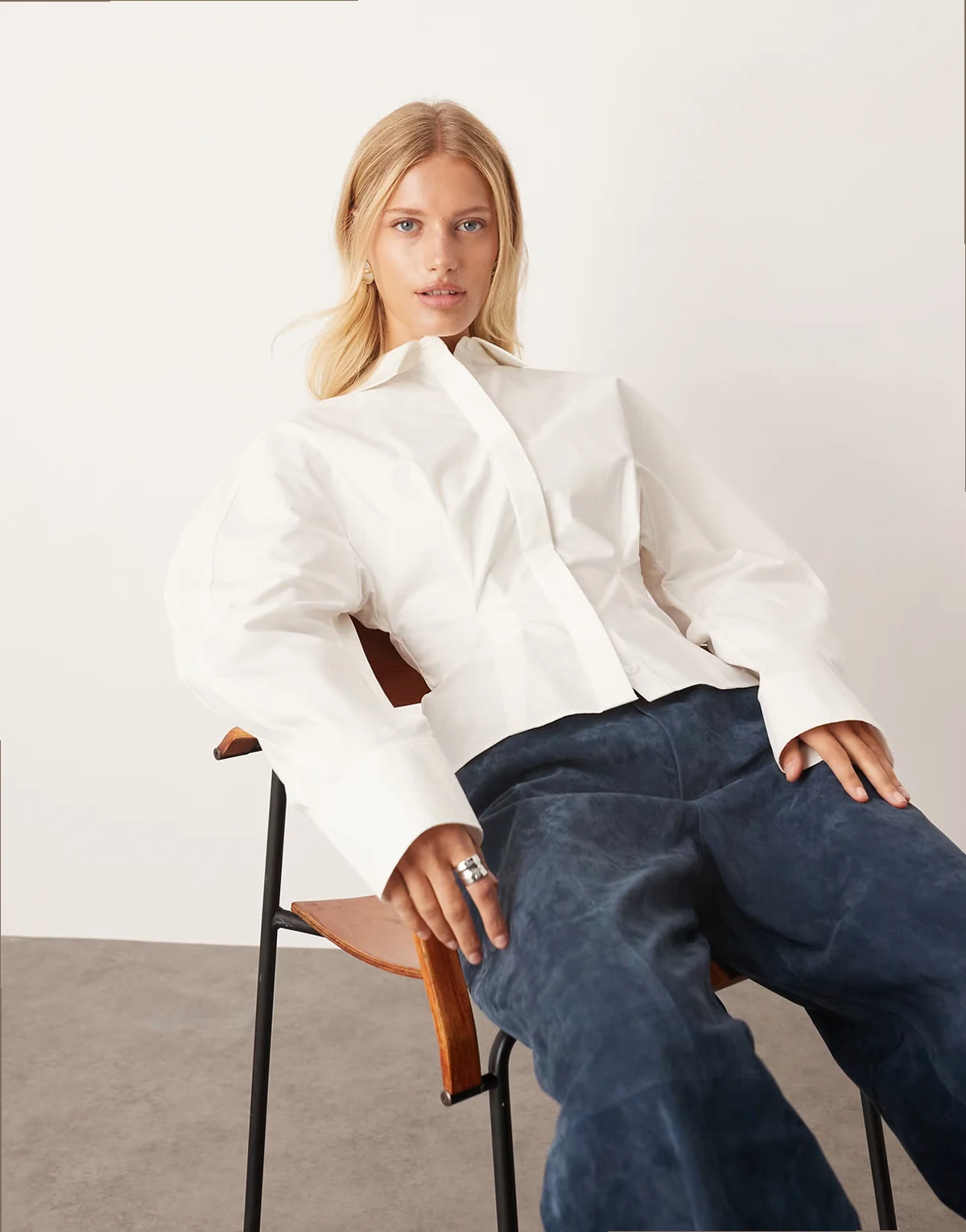 heavy cotton sculpted shirt in white