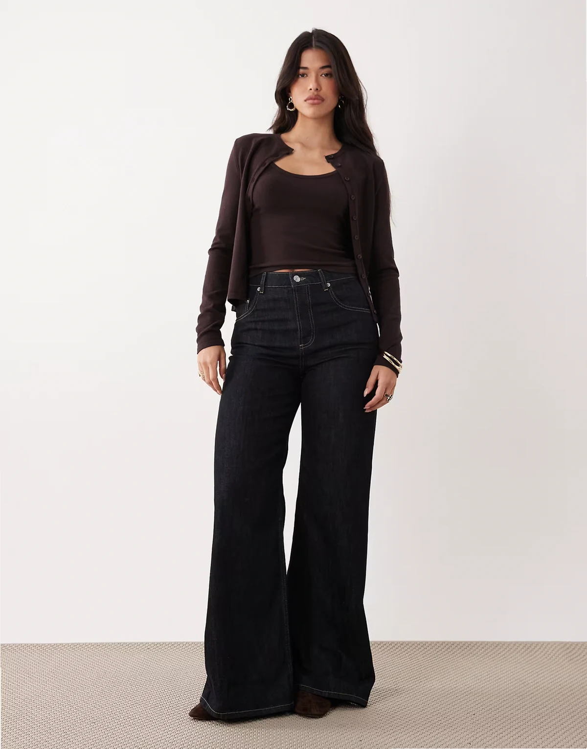 fine knit cardigan and top set in brown