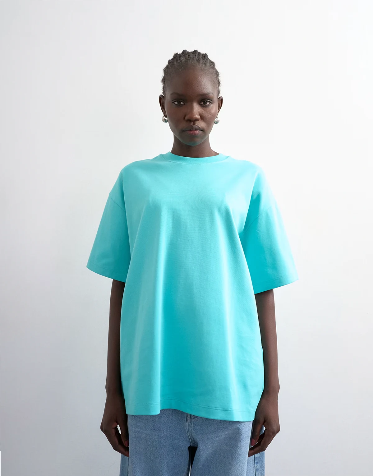 Premium – Jasnoniebieski T-shirt oversize z materiału interlock