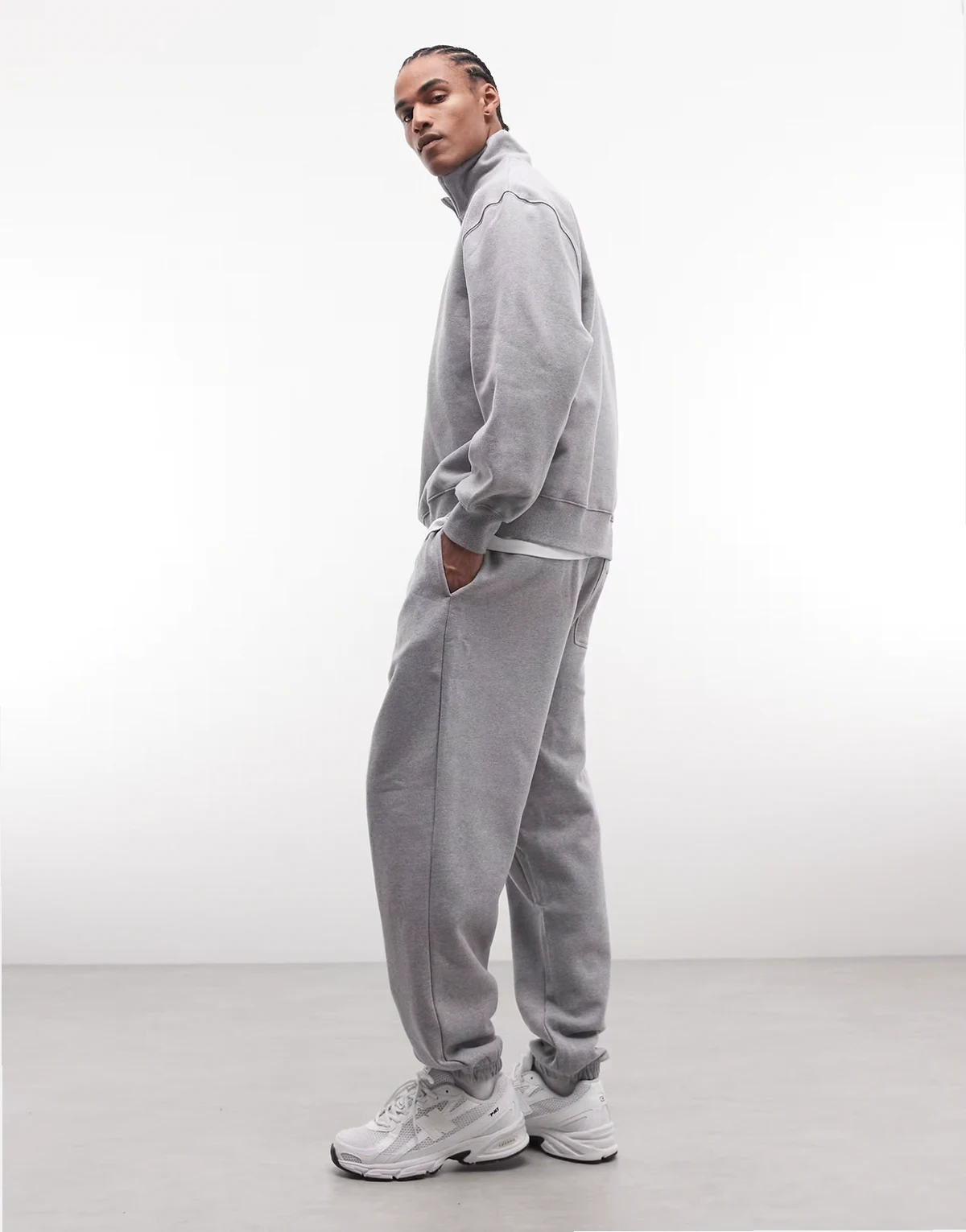 premium oversized sweatpants 400gsm in heather gray