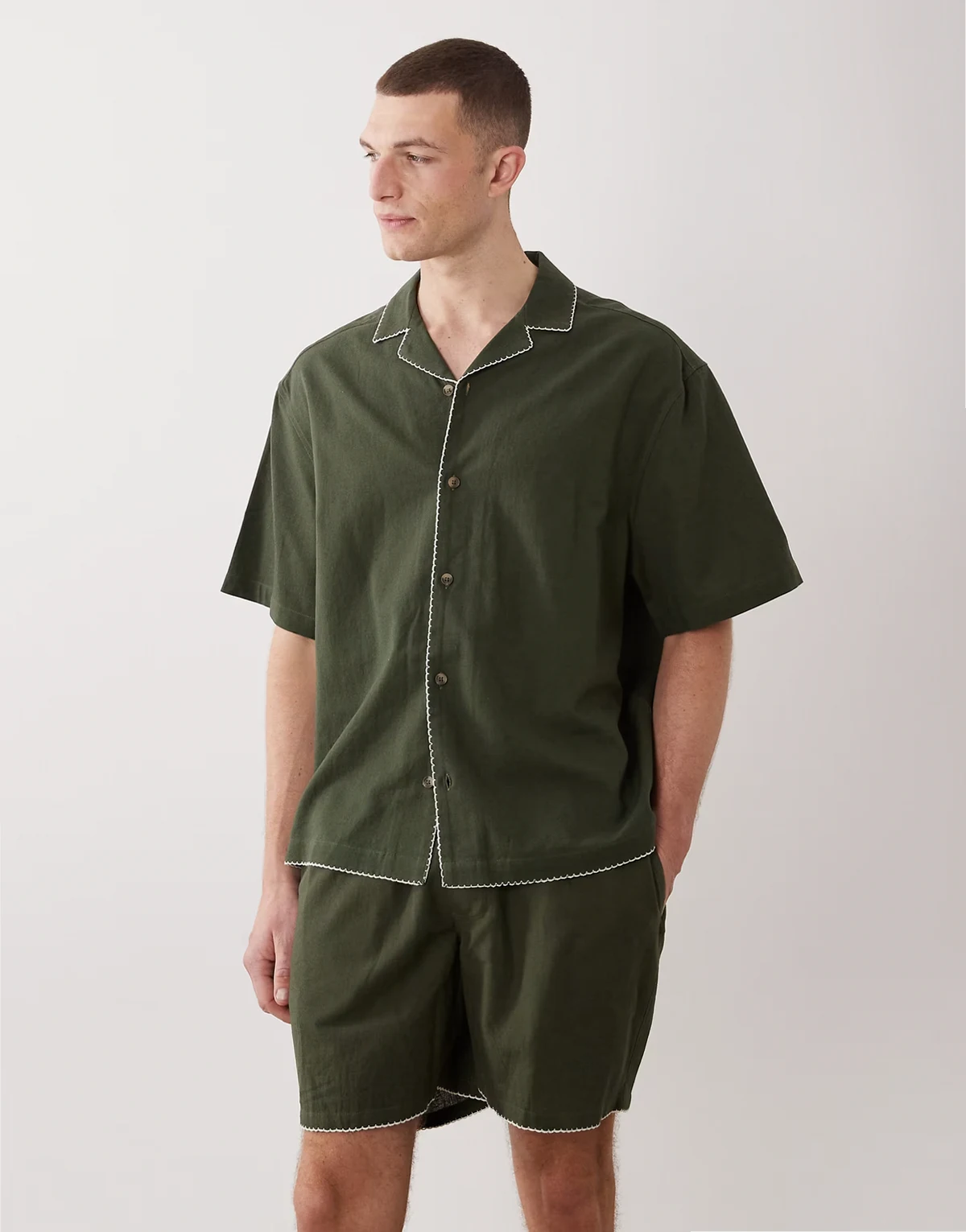 short length shorts with embroidery in green - part of a set