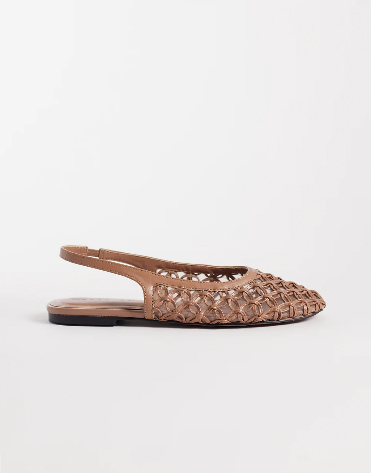 Wide FIt – Lure – Slingback-Ballerinas in Taupe mit gewebtem Detail, weite Passform