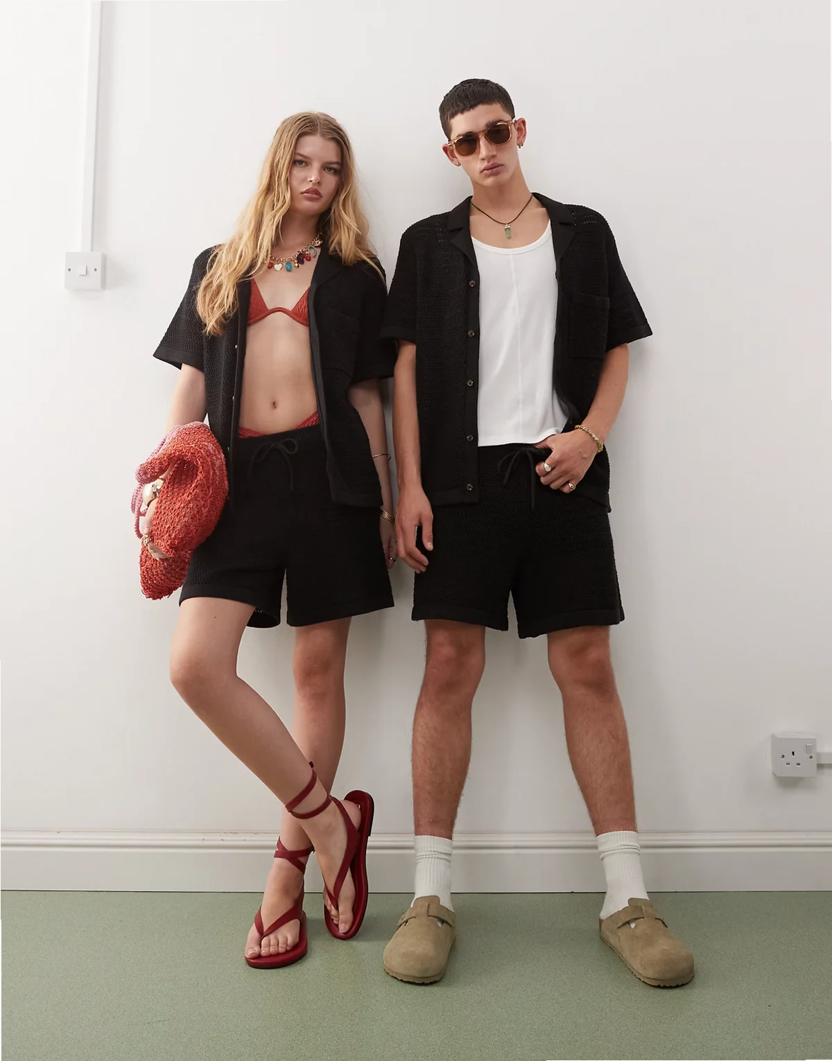 Unisex – Szydełkowane czarne szorty, część zestawu