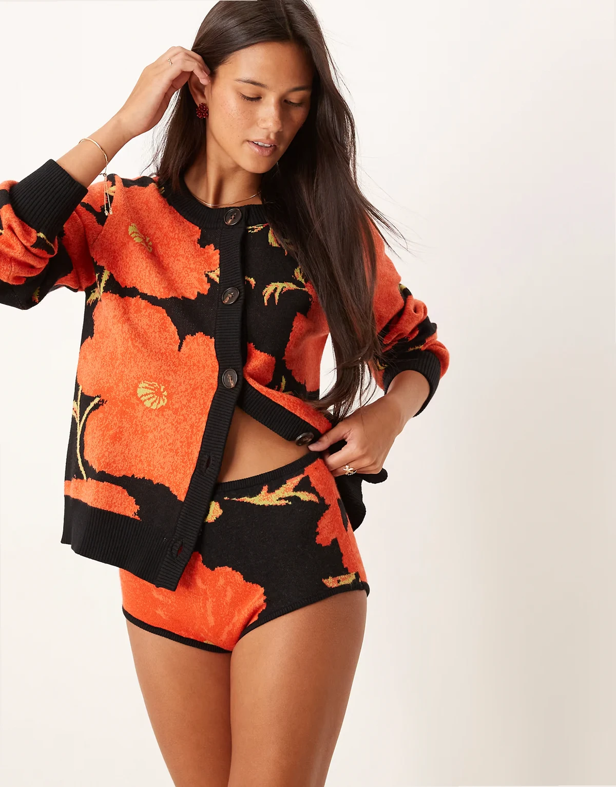 high waist hot pants in poppy knit - part of a set