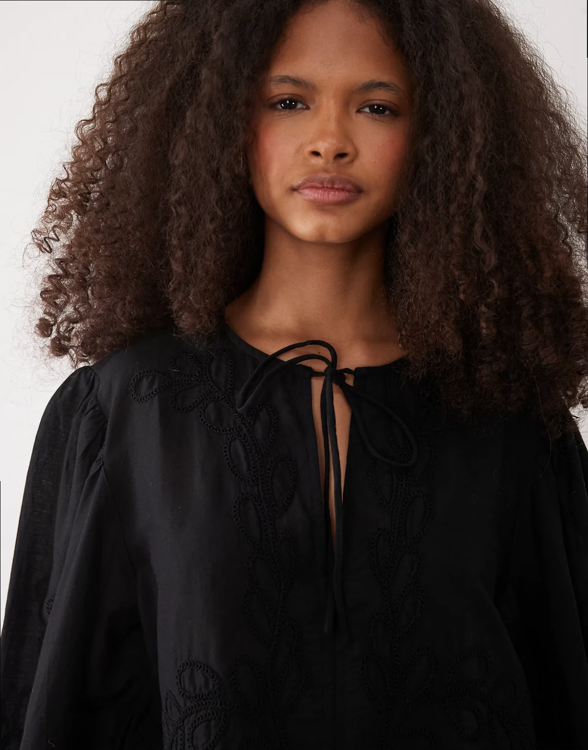 100% cotton cinched waist blouse in black