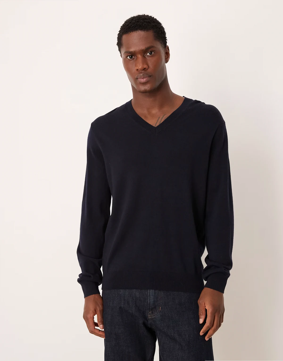 100% wool v-neck lightweight knitted top in navy