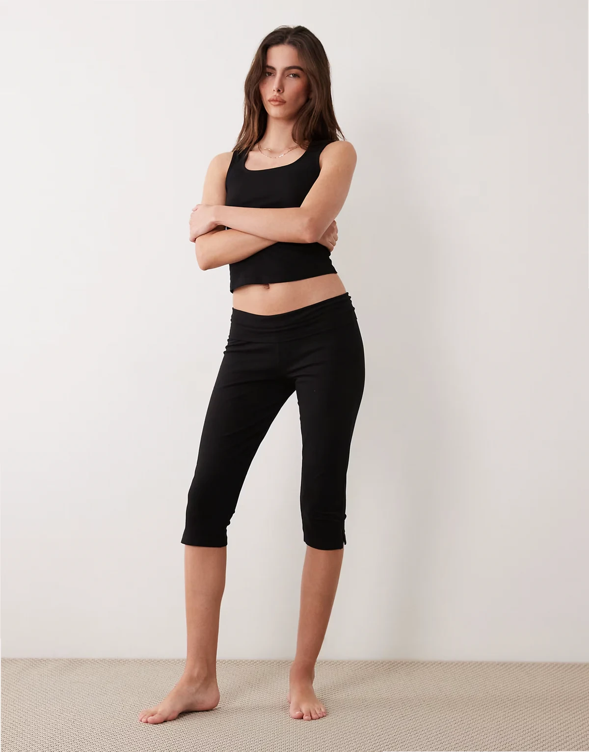 – Mix & Match – Pyjama-Caprihose in Schwarz mit Umschlag