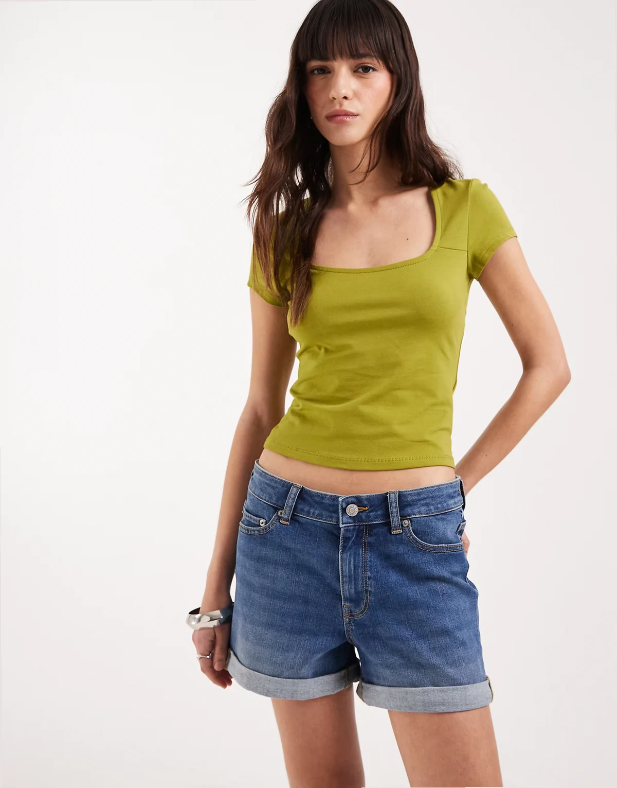 Nice rolled denim shorts in mid blue