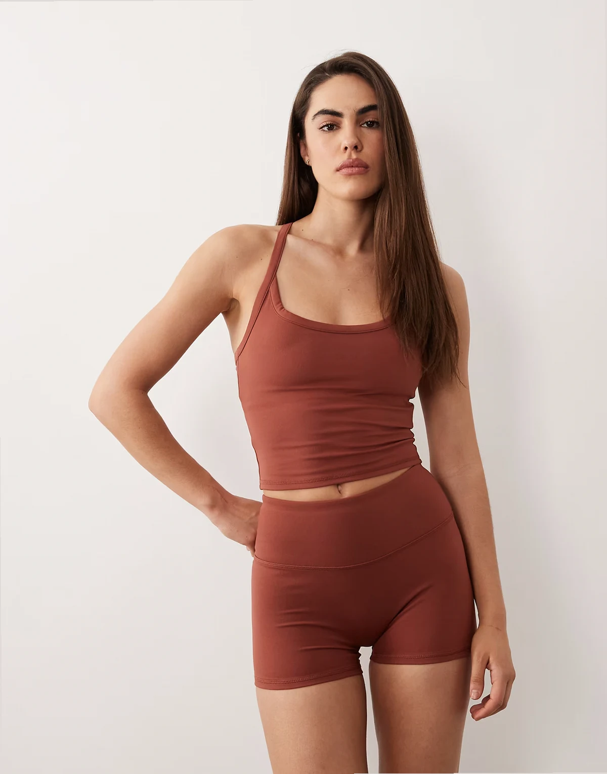– Icon – Weiche Booty-Shorts in Amber mit hohem Bund, 8 cm Schrittlänge