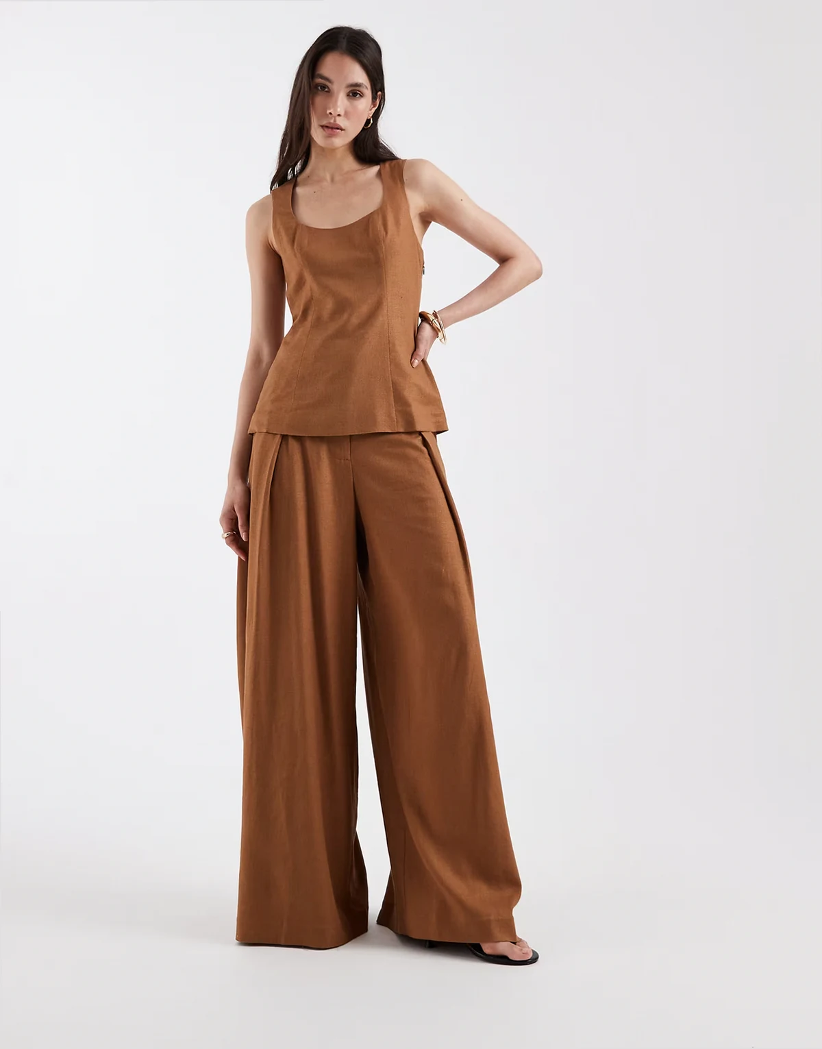 tailored balloon twill pants with linen in toffee