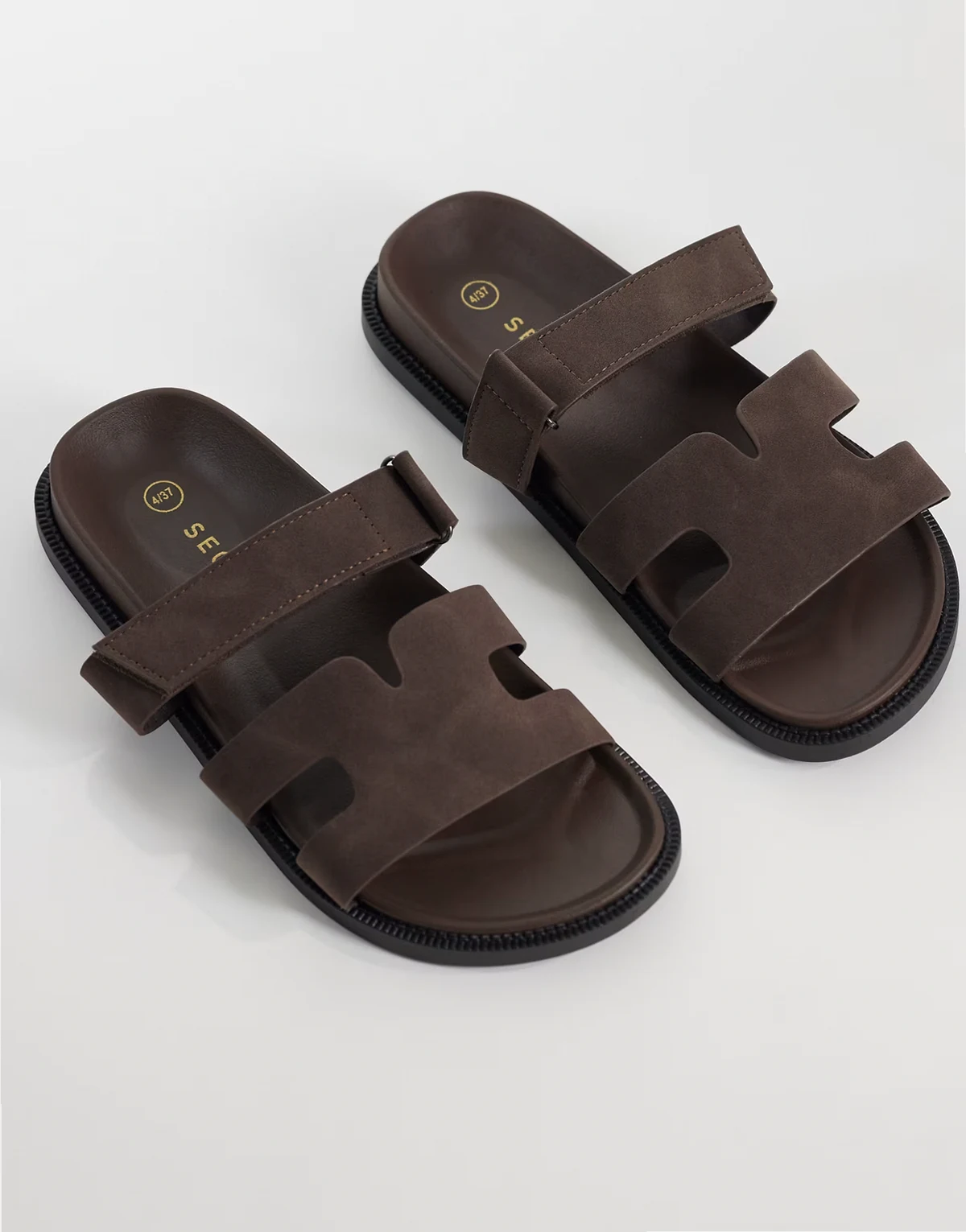 – Kidman – Sandalen aus Nubuklederimitat in Braun mit Riemchen