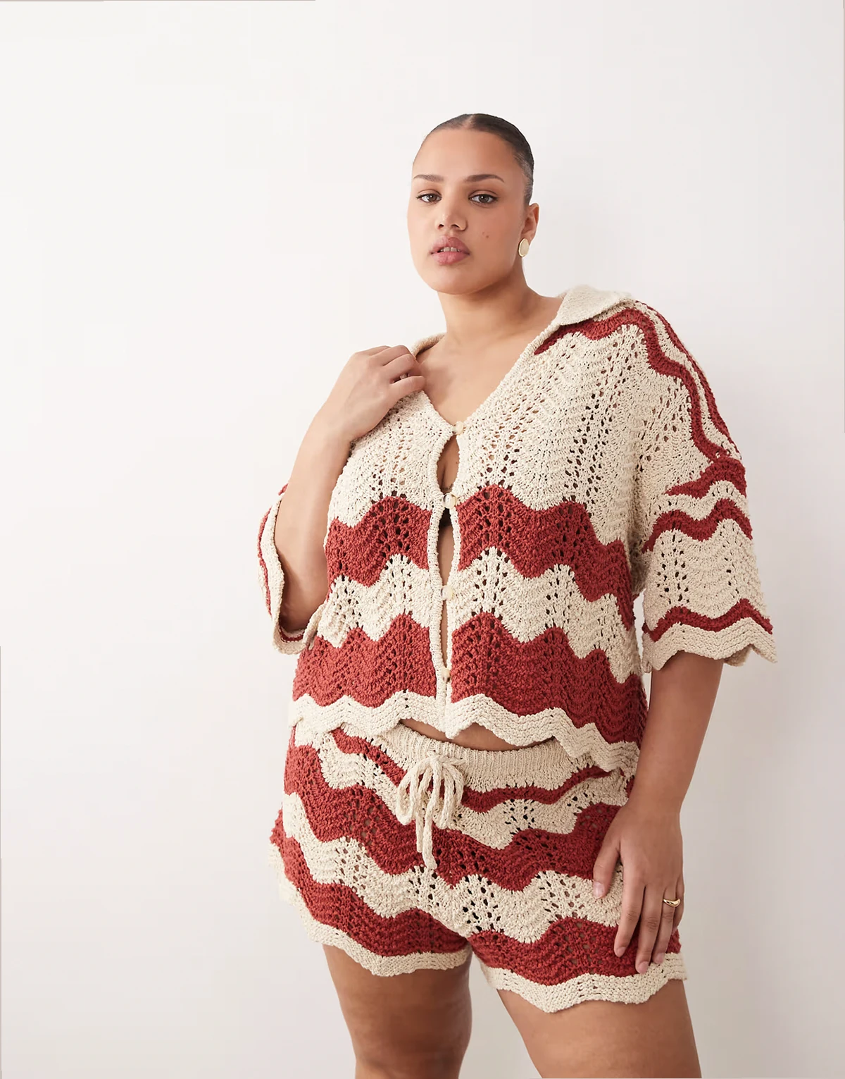 Curve stripe crochet top in rust and beige - part of a set