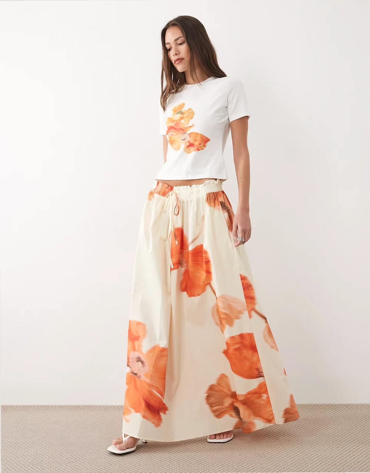 full midi skirt with blurred floral in white