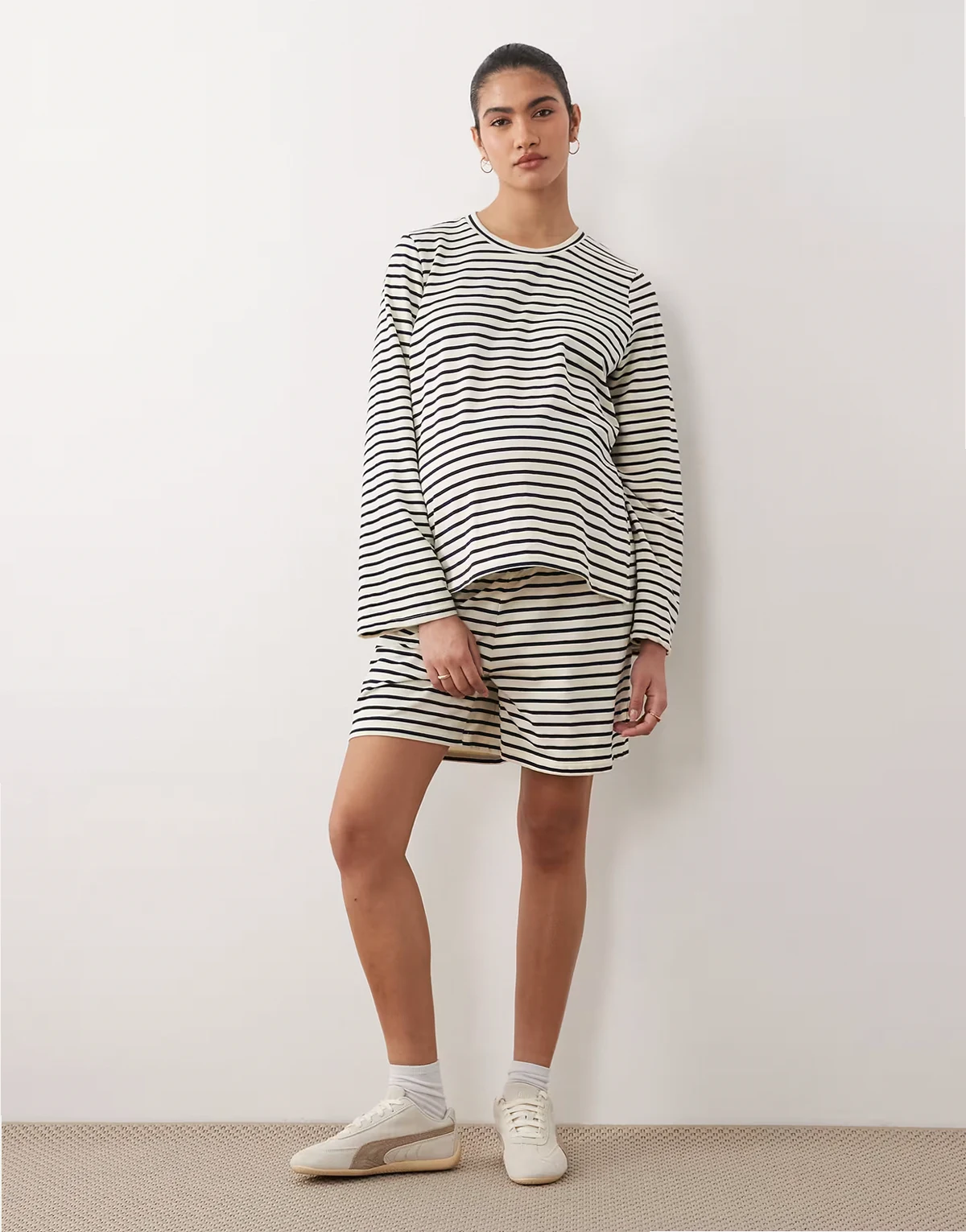 Mamalicious Maternity tie waist jersey shorts in cream and navy stripe