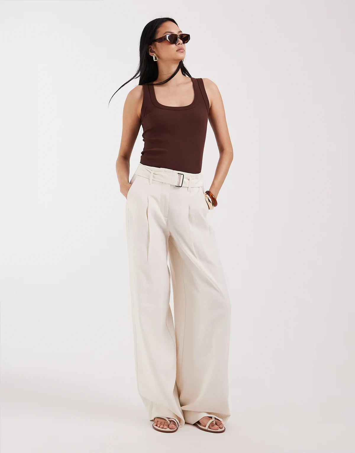 – Elegante Hose in Cremeweiß mit hohem Bund und weitem Bein