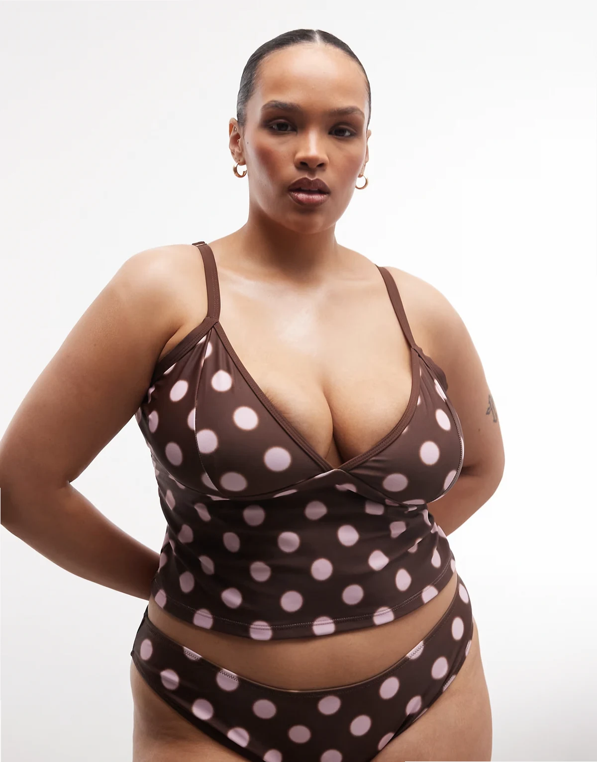Plus blurred polka dot tankini bikini top in brown