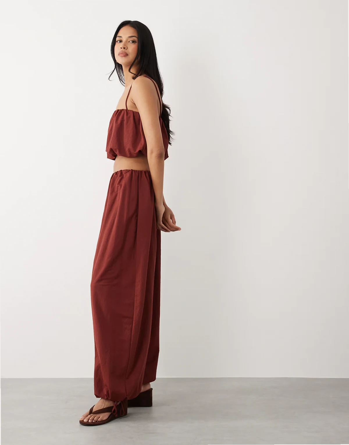 mix & match linen look balloon pants in rust red