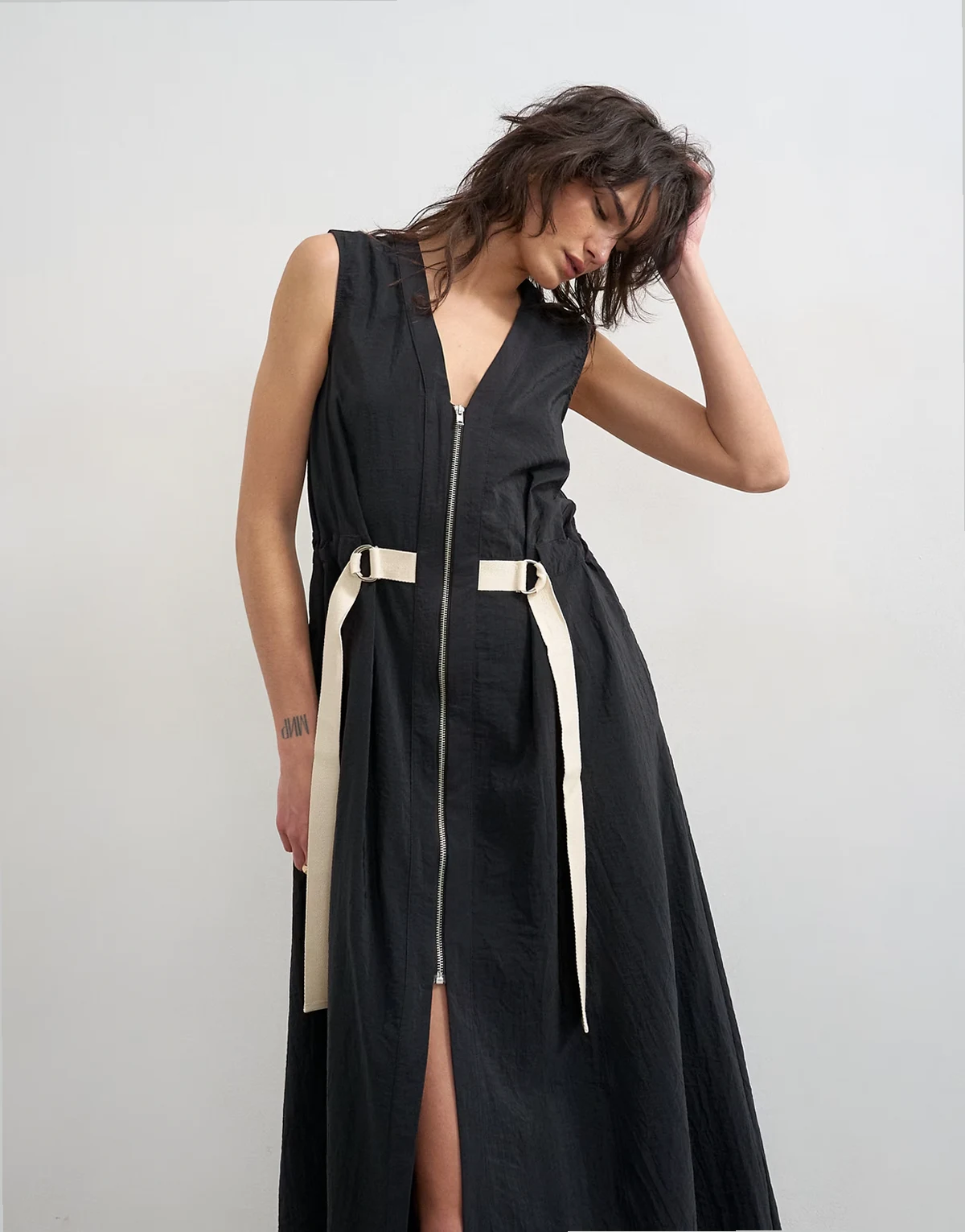 crinkle v-neck zip front utility midaxi dress in black