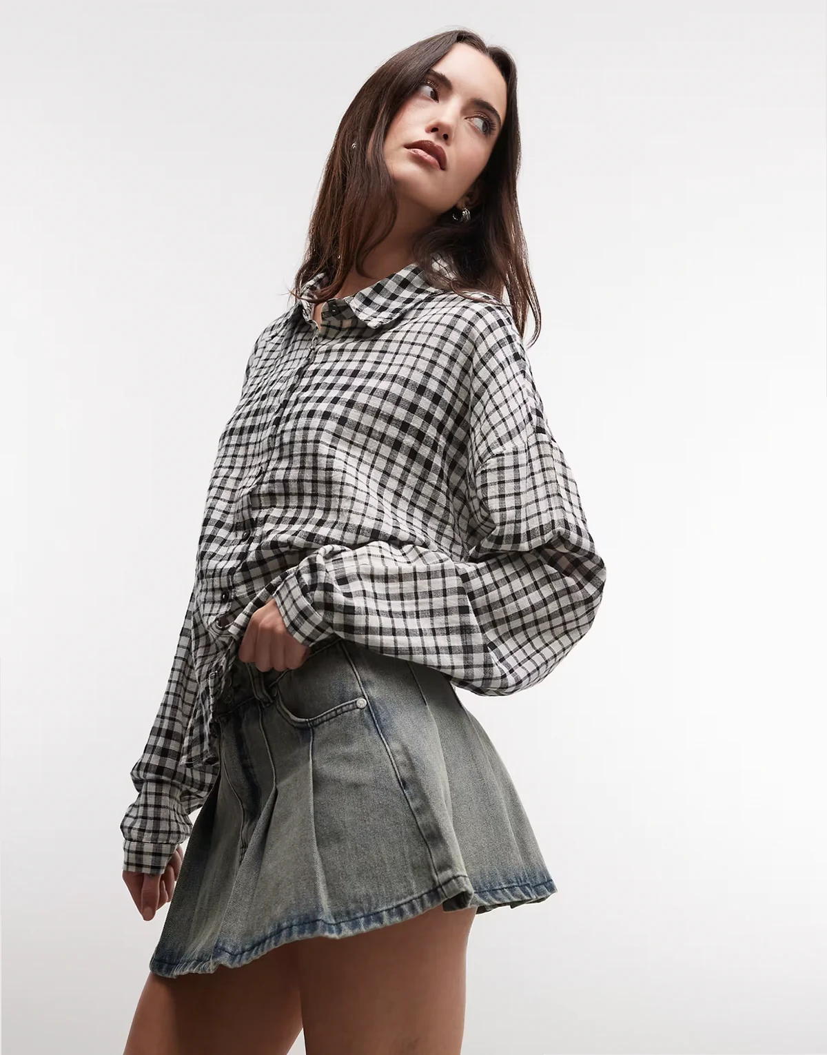 cinched waist long sleeve shirt in beige and black check