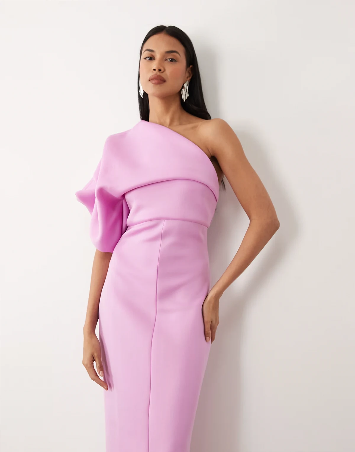 – One-Shoulder-Maxikleid aus Stoff in Neopren-Optik in Flieder mit Kräuselstruktur